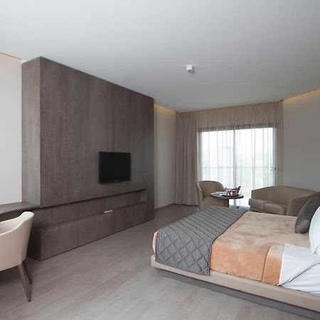 Promenade Hotel Zalqa ภายนอก รูปภาพ