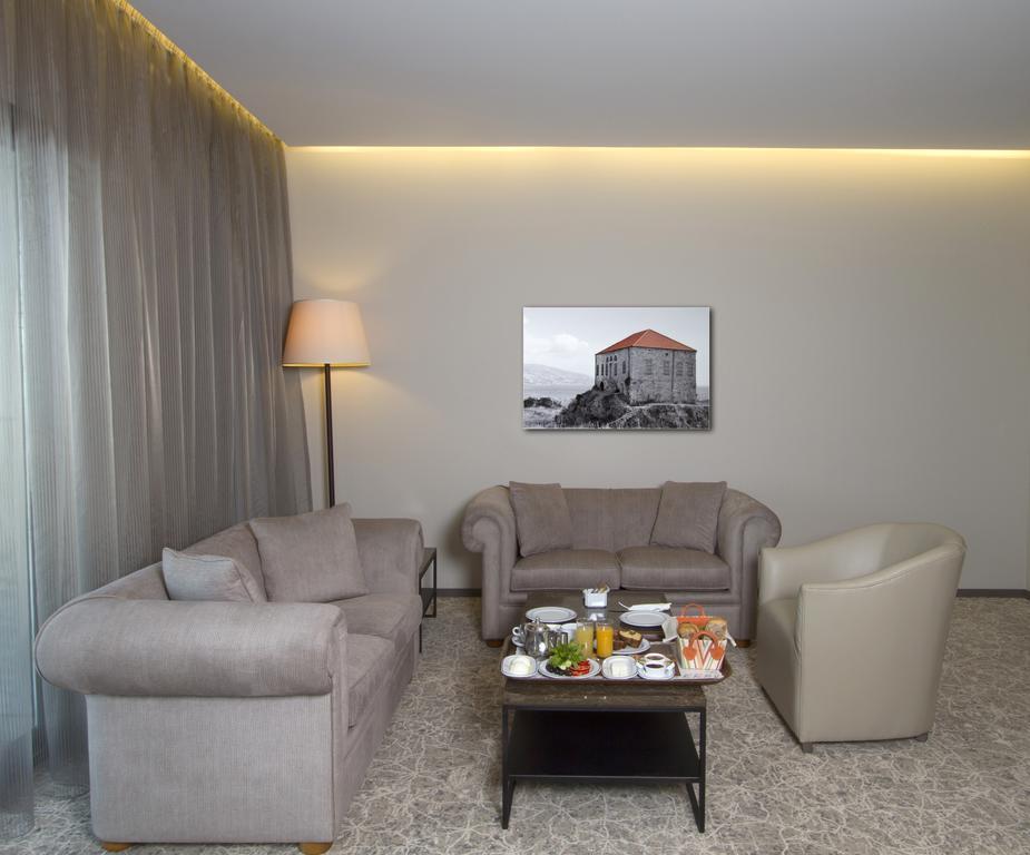 Promenade Hotel Zalqa ภายนอก รูปภาพ