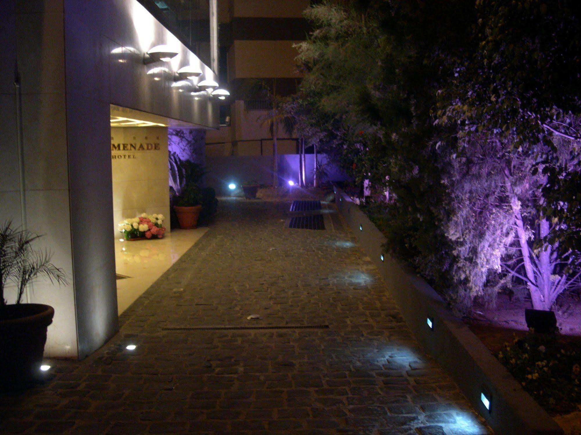 Promenade Hotel Zalqa ภายนอก รูปภาพ